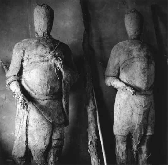 Gardiens du temple, Longxi, Gansu, Chine, 2001