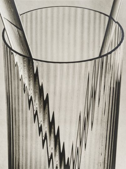 Willy Zielke, Photographie 1929-1935. Christian Bouqueret/Michèle Chomette. Berlin, Paris, 1982. Projet de portfolio composé de12 épreuves argentiques. / Project of portfolio with 12 gelatin silver prints. (Lot 73)