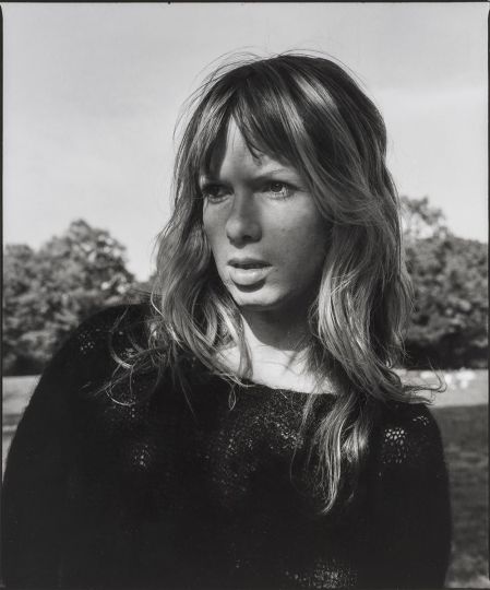 David Armstrong, Joey at Kreuzberg Park, Berlin, 1992 Silbergelatine Haus der Photographie/Sammlung F.C. Gundlach, Hamburg © Courtesy of the Estate of David Armstrong