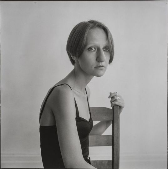 David Armstrong, Suzanne, Elisabeth Street, New York, 1978 Silbergelatine Haus der Photographie/Sammlung F.C. Gundlach, Ham- burg © Courtesy of the Estate of David Armstrong