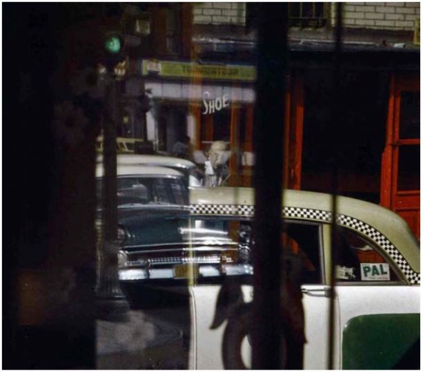 Saul Leiter, Sans titre, 1956
Ilfochrome
35,4 x 27,8 cm
Collection Florence & Damien Bachelot