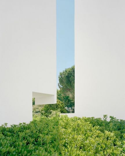 Modénature “Résidence Bernard de Ventadour” – Le Levant de La Grande Motte – 2020 © Charly Broyez & Laurent Kronental