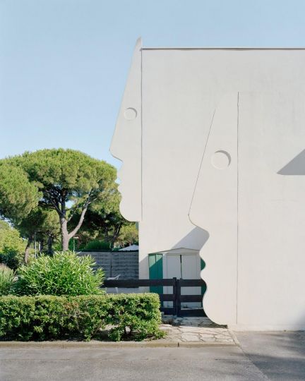 Modénature “Palomino” – Le Ponant de La Grande Motte – 2020 © Charly Broyez & Laurent Kronental