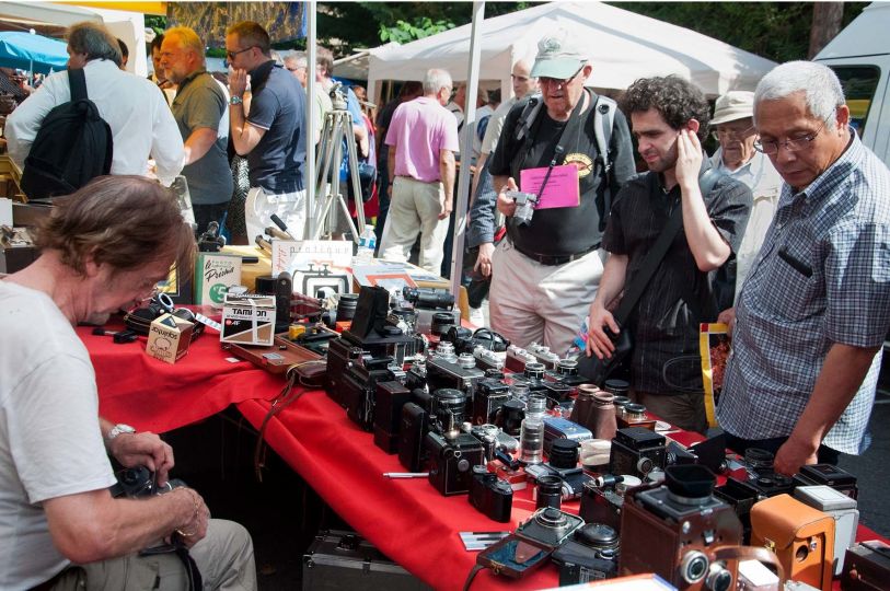 Marché de l'occasion et des antiquités photographiques © Gérard Schneck