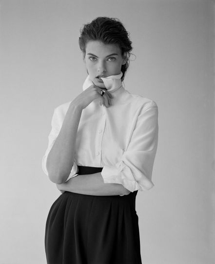 Linda Evangelista, 1988 © Patrick Demarchelier - Courtesy CAMERA WORK Gallery