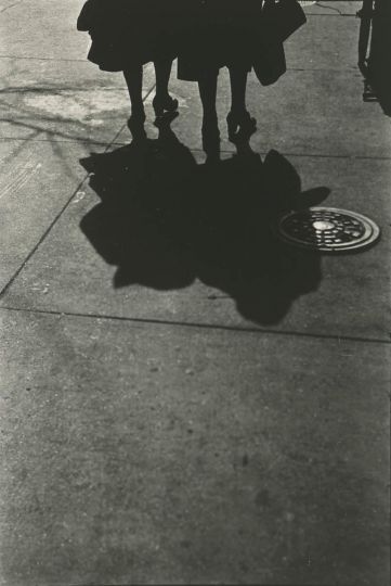 © Saul Leiter - Courtesy Gallery FIFTY ONE