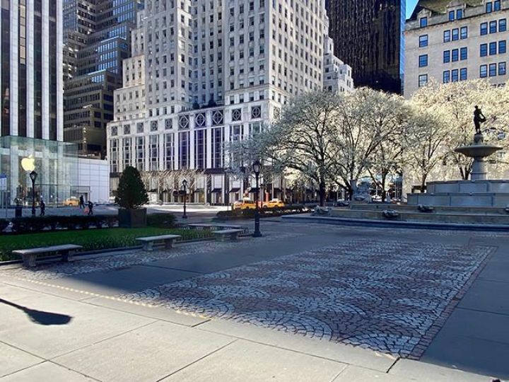 © Wijnanda Deroo - Courtesy Deborah Bell Photographs